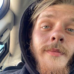 Meet your Posher, Derek